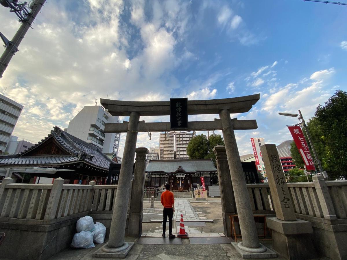 ラグジュアリ難波301 Appartement Osaka Buitenkant foto