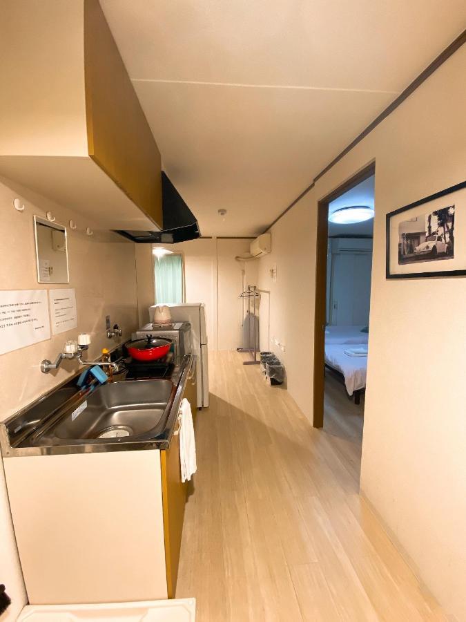 ラグジュアリ難波301 Appartement Osaka Buitenkant foto