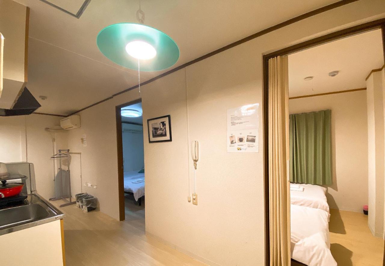 ラグジュアリ難波301 Appartement Osaka Buitenkant foto